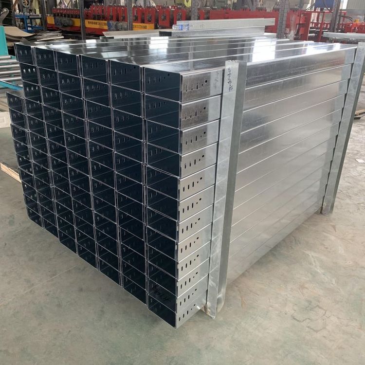 <b>镀锌电缆桥架</b>