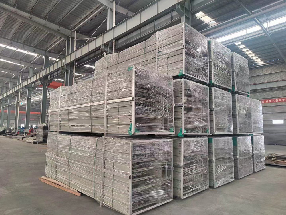 防火喷塑电缆桥架